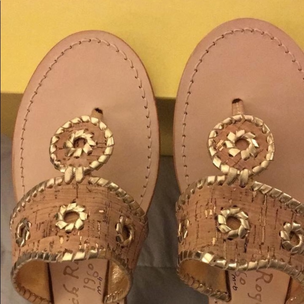 Jack Rogers NWT gold cork 9.5 Napa wide!